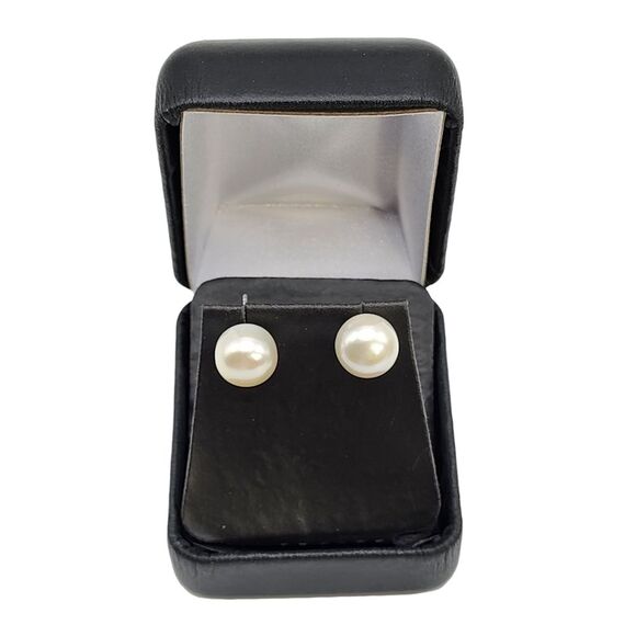 925 Sterling Silver‎ 10mm Button White Cultured Freshwater Pearl Stud Earrings - Picture 6 of 9
